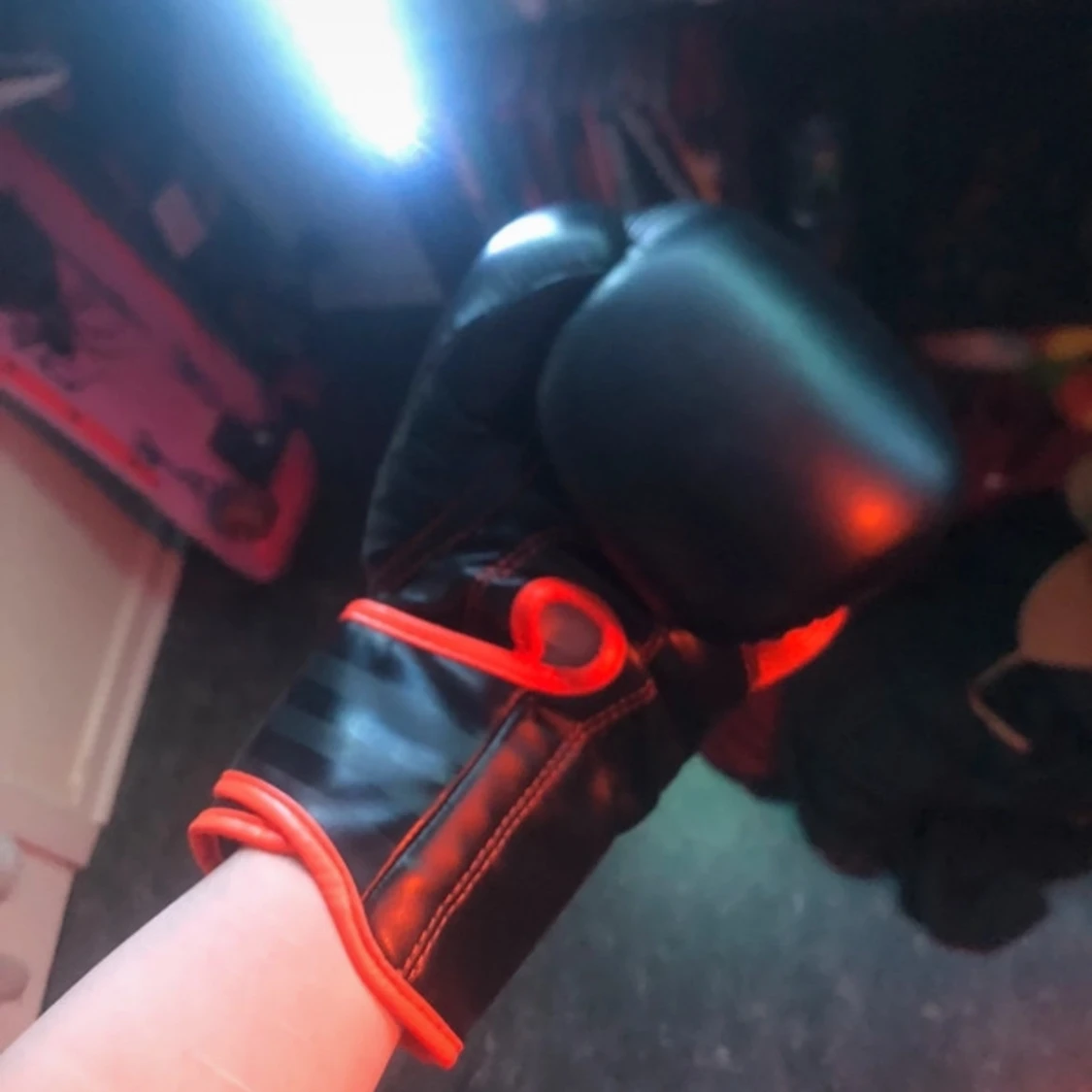 Boxing Gloves 8oz Adidas - 2