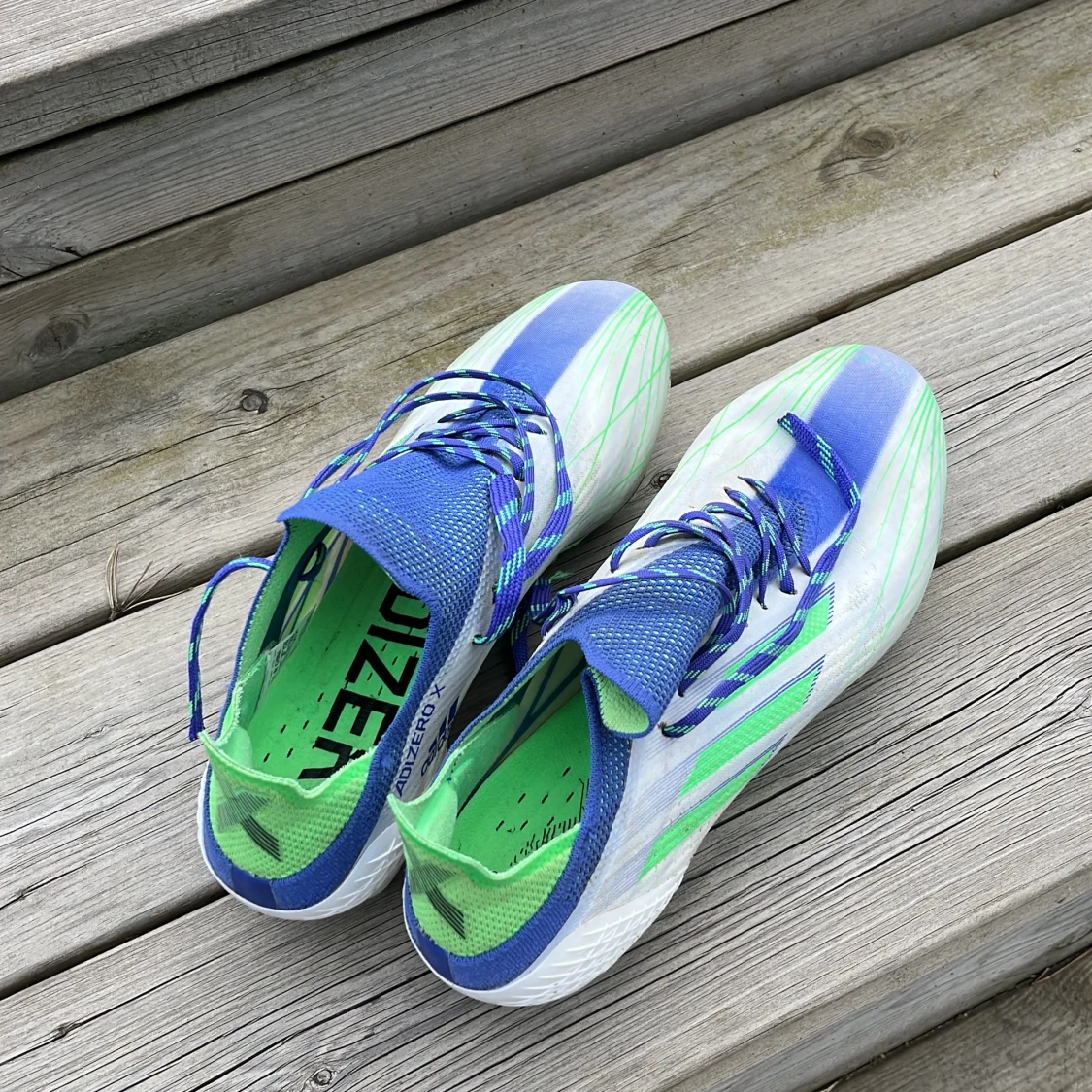 Adidas fotbollsskor i blått och grönt - 2