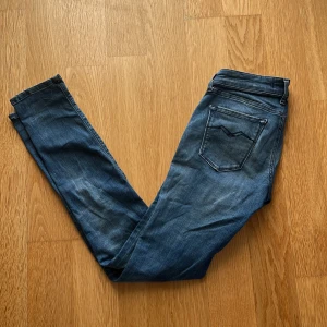 Replay jeans - Snygga jeans från replay. Fråga frågor!