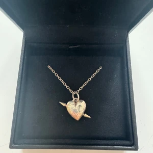 Maria Nilsdotter - Fint halsband från Maria Nilsdotter