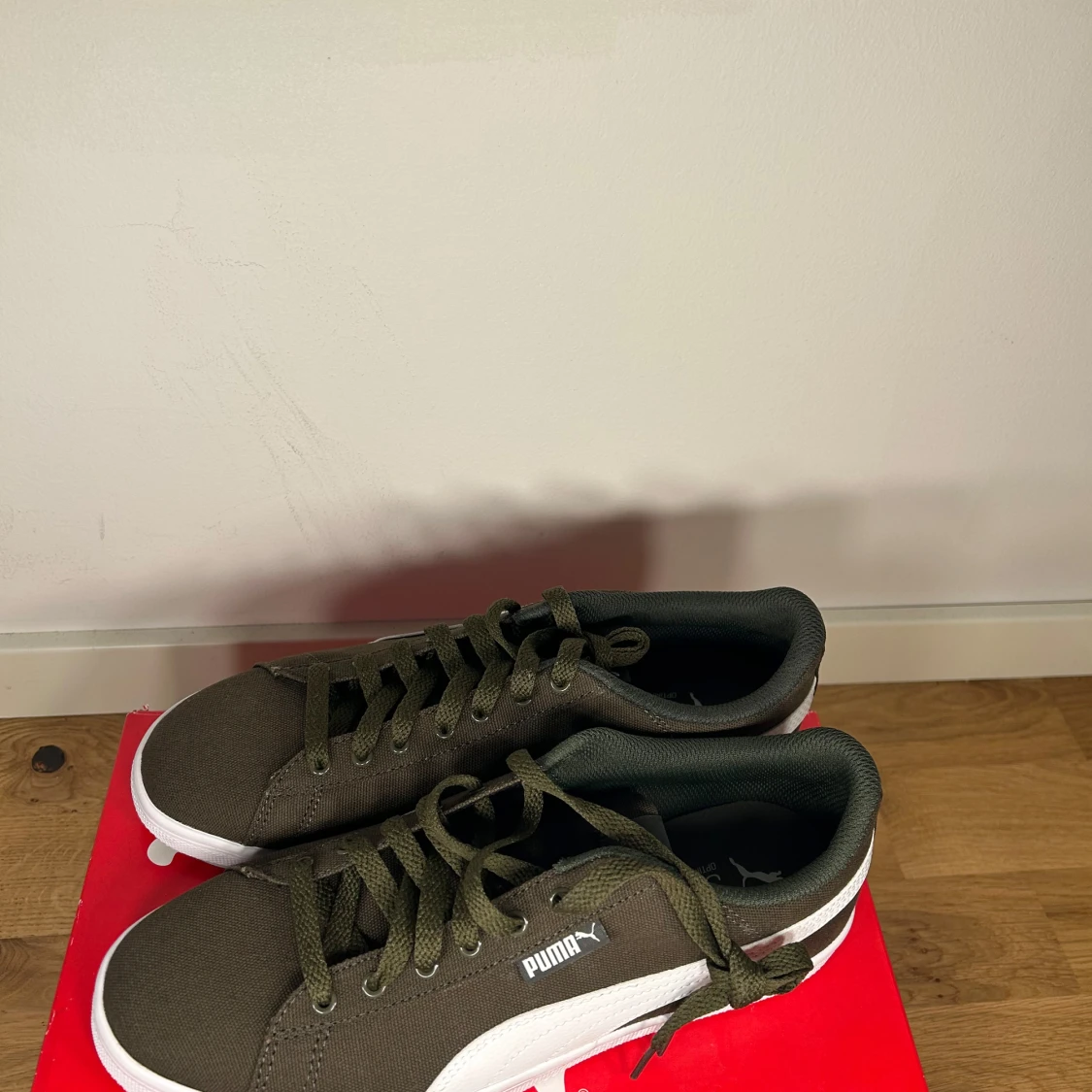 Olivgröna sneakers från Puma - 3