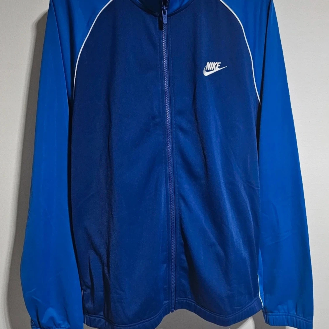 Nike Men's Sportswear Essential Tracksuit - 1