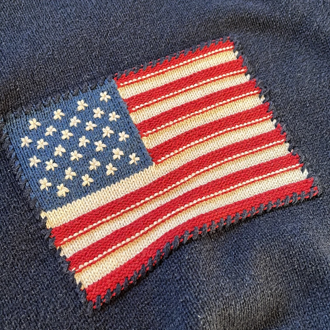 Mörkblå stickad tröja från GANT - 3