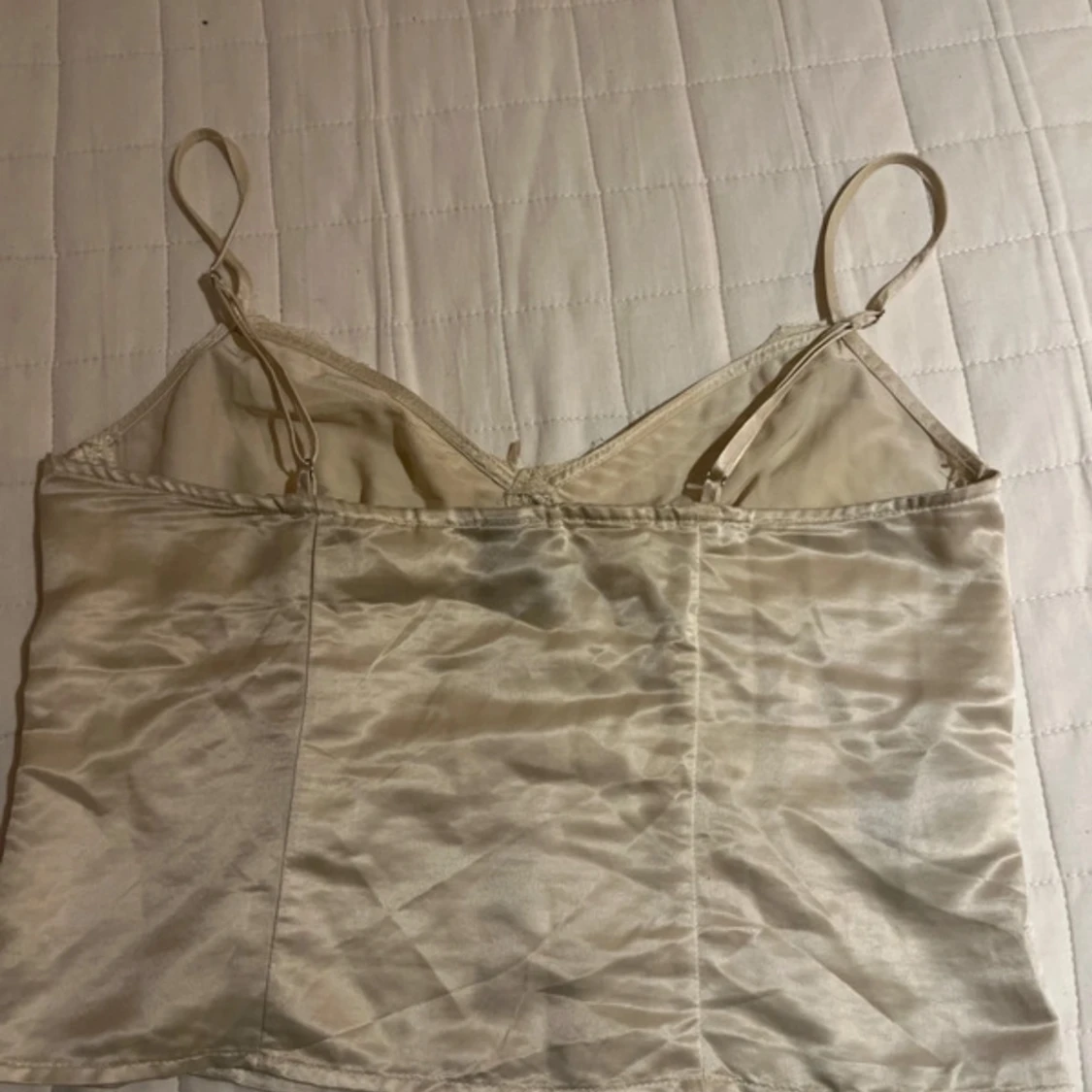 Beige satinlinne från H&M Divided - 1