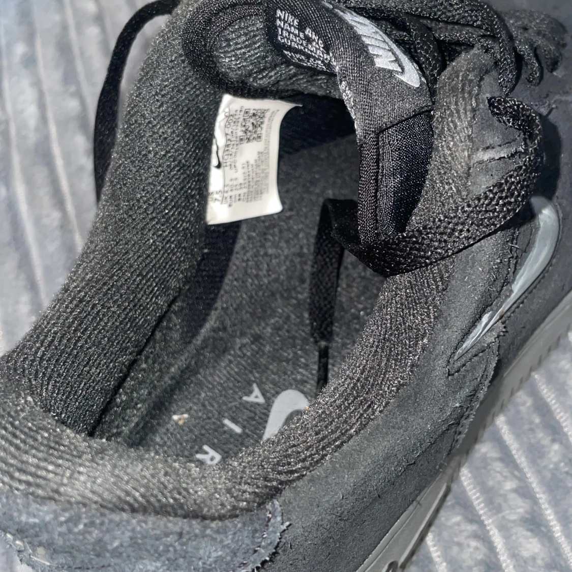 Nike Air Force 1 i svart mocka - 3