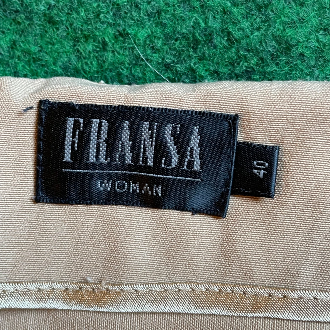 Beige pennkjol från Fransa, stl 40 - 1