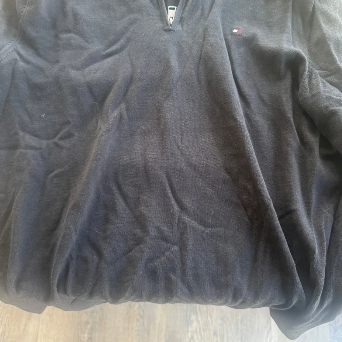 Svart half zip tröja Tommy Hilfiger L - 1