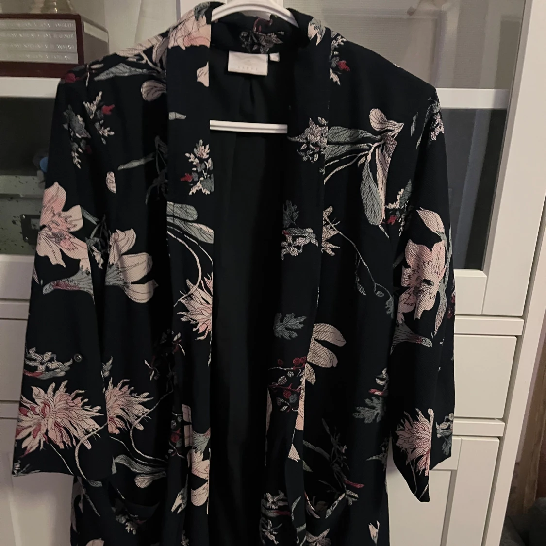 Blommig kappa från Kaffe, 