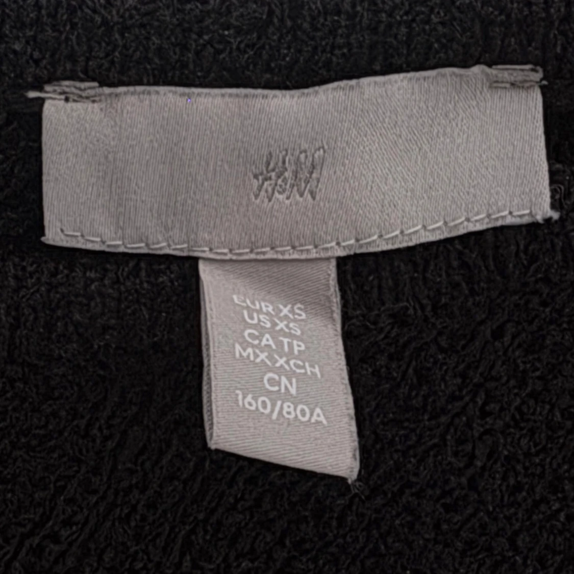 Svart stickad långärmad tröja - 4