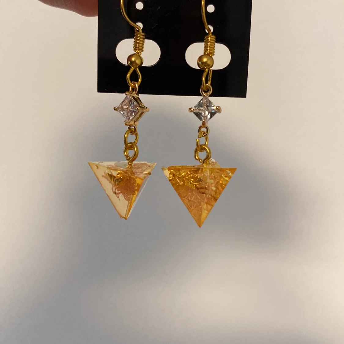 Unika, Handgjorda Guldiga örhängen med trianglar *Endast 1 Kvar*