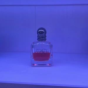 Stronger With You Intensely Parfym - Halvfull 50ml flaska. En parfym som är perfekt till våren men även sommarkvällar 