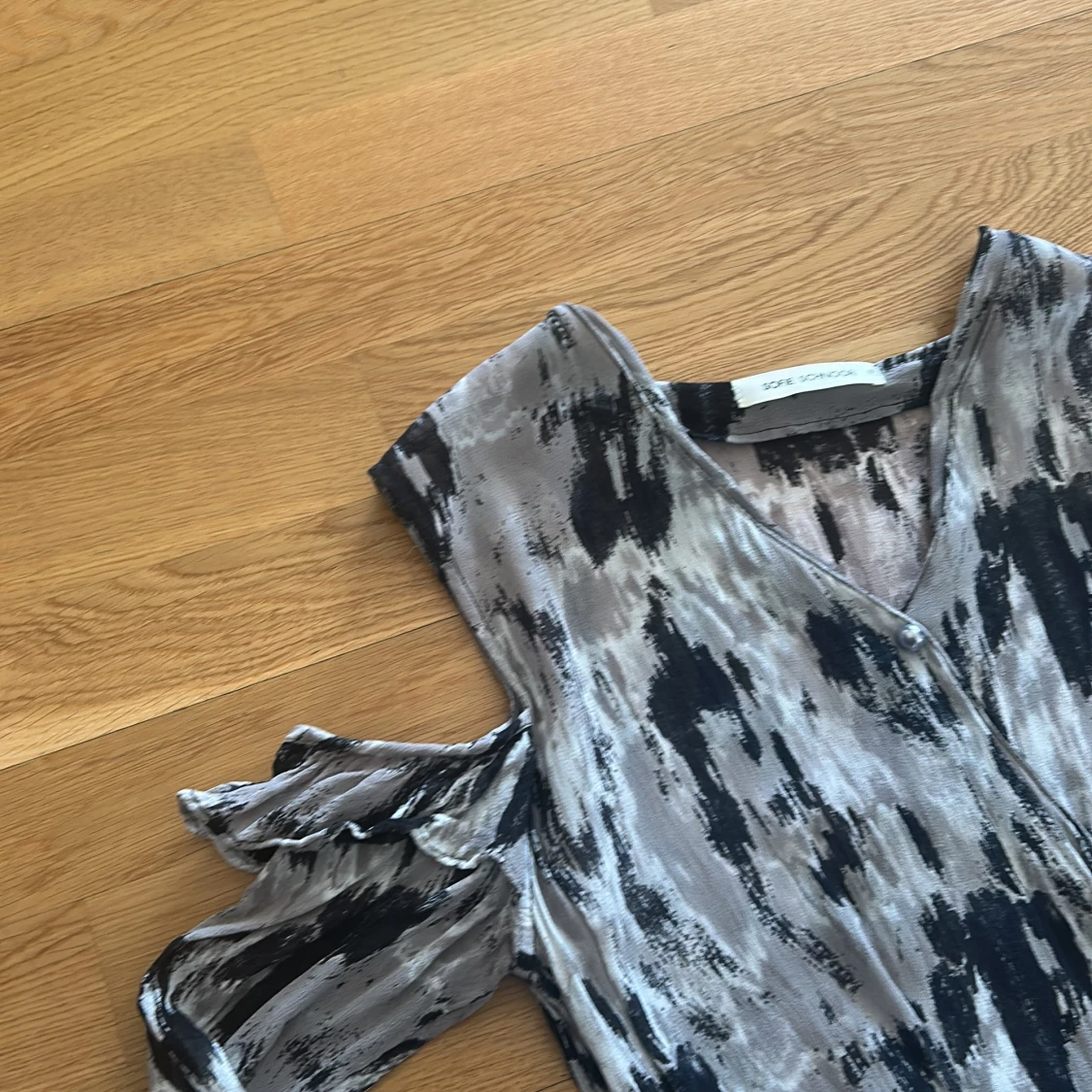 Mönstrad klänning från Sofie Schnoor - 1