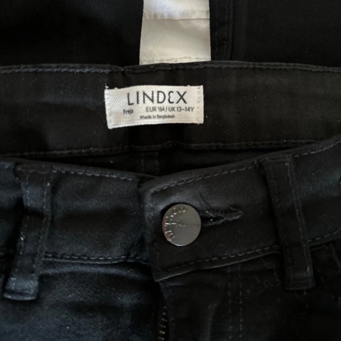 Svarta jeansbyxor från Lindex - 2