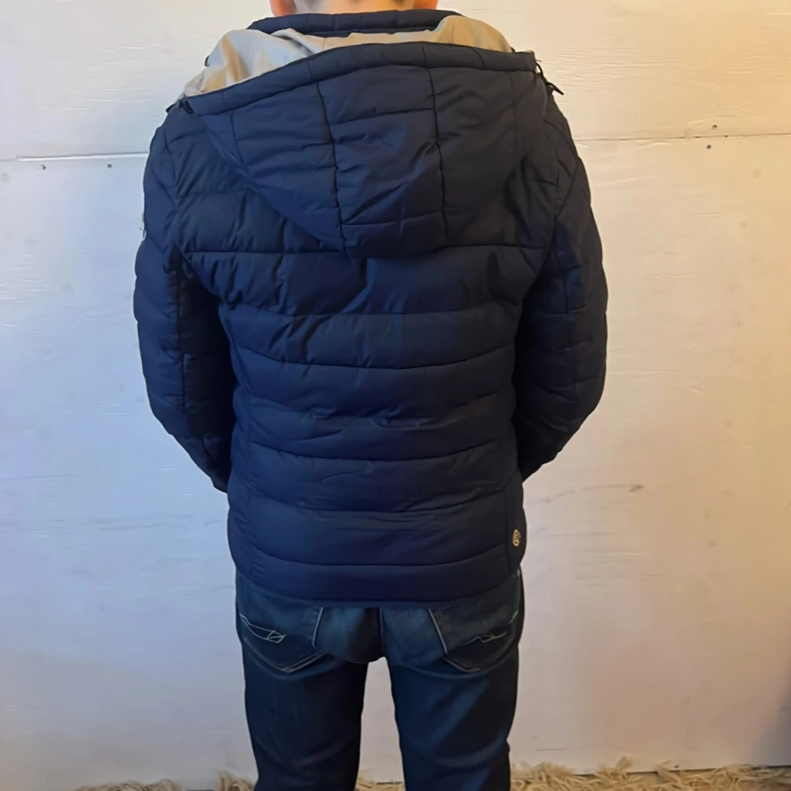 Mörkblå pufferjacka från Colmar - 92