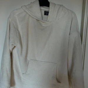Oversized Teddy Hoodie - sparsamt använd 