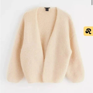 Lindex kofta - Mysig beige kofta från Lindex strl xs/s. Pris 250 kr❤️