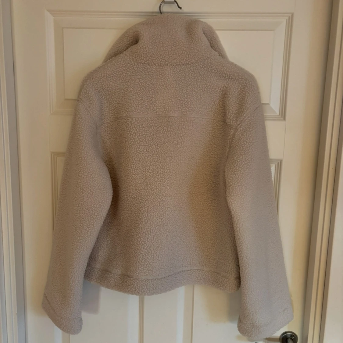 Beige teddyjacka från H&M - 2
