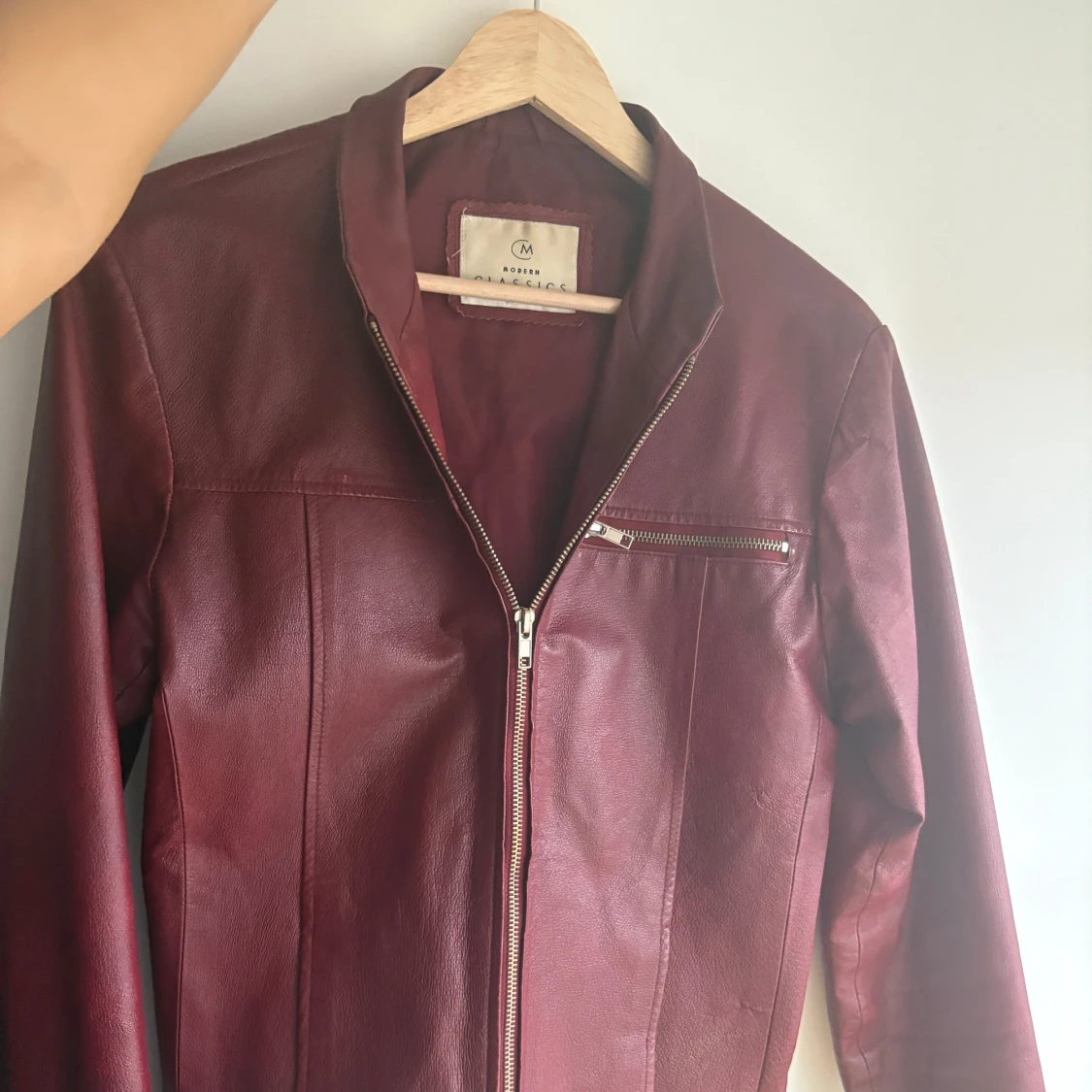 Vinröd skinnjacka från Robert Classics - 1
