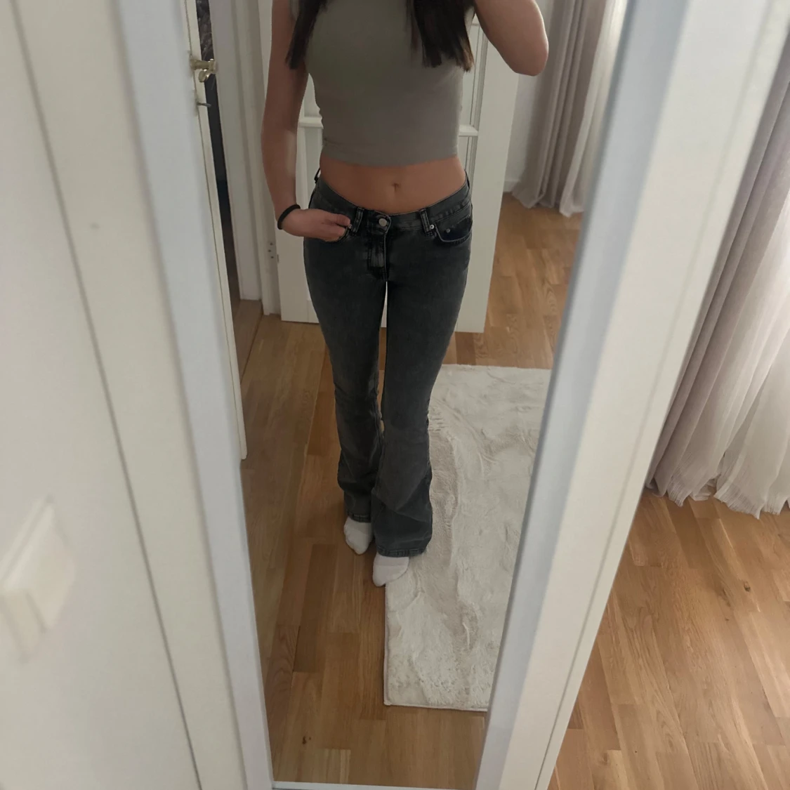 Grå bootcut jeans från Perfect Jeans