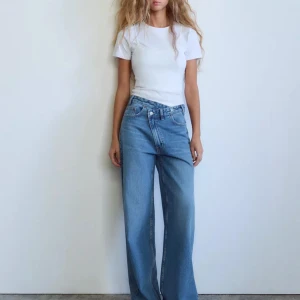 Jeans  - Jeans från Zara i storlek 38, 350kr 👖 