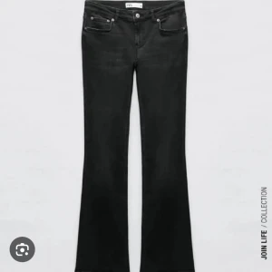 Lowwaist bootcut jeans Zara - Sparsamt använda  Storlek 38 
