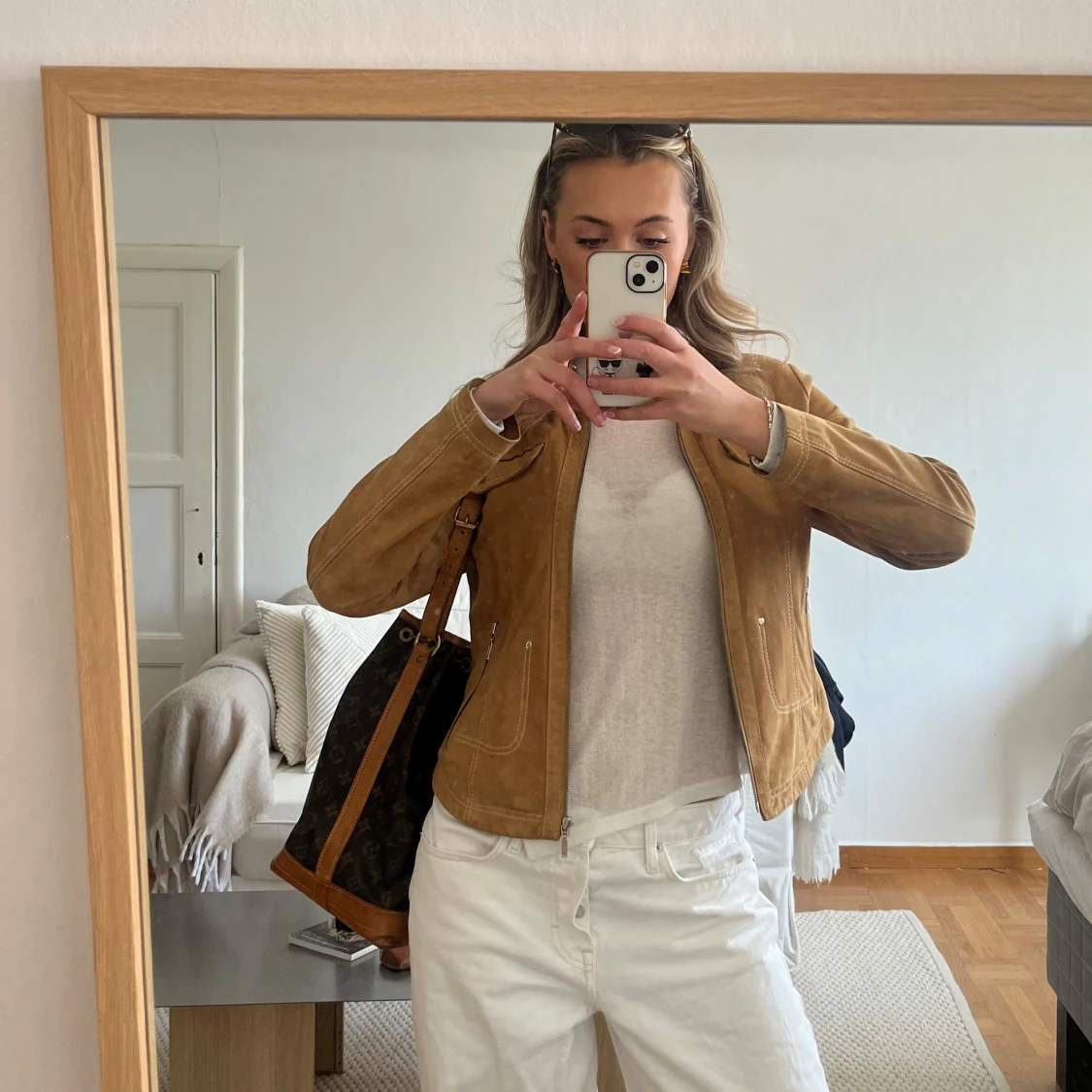 Brun mockajacka med dragkedja