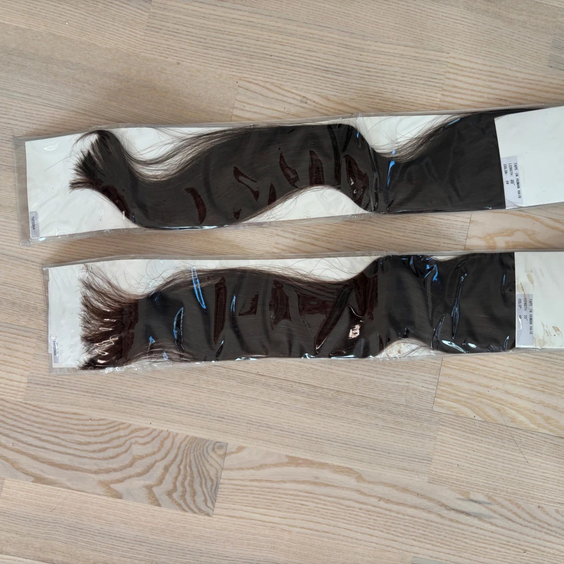 Tape in extensions i äkta hår 20” mellanbrun