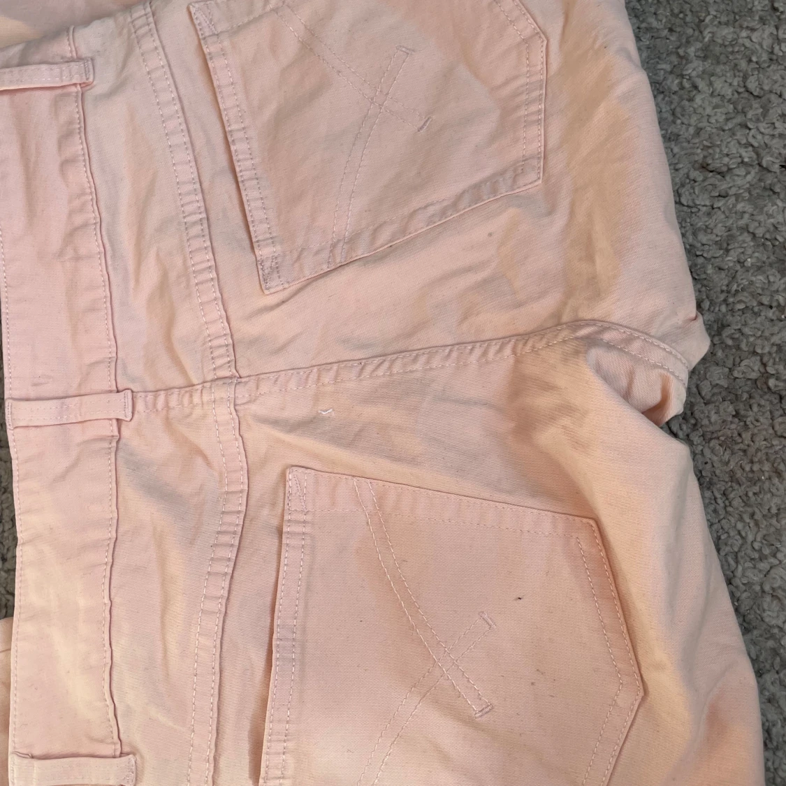 Ljusrosa bootcut byxor - 2