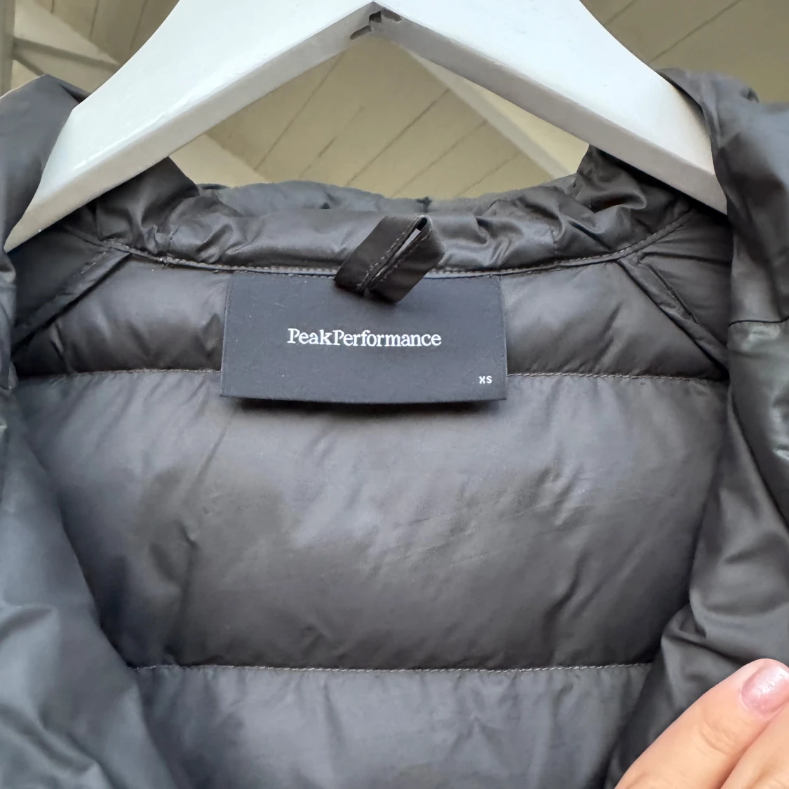 Svart dunjacka Peak Performance XS - 2