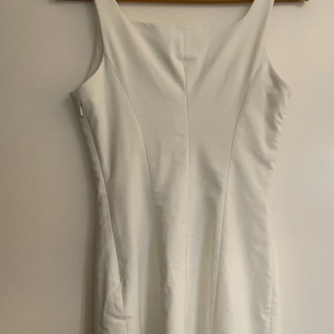 Vit ärmlös klänning från Vero Moda - 2