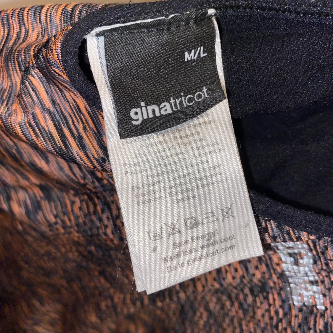 Mönstrad träningstopp från Gina Tricot - 3