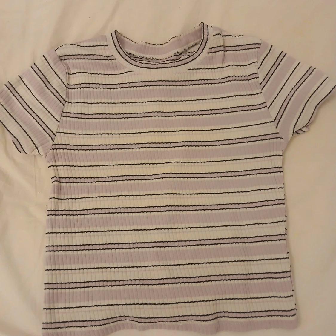 Randig ribbad topp från H&M