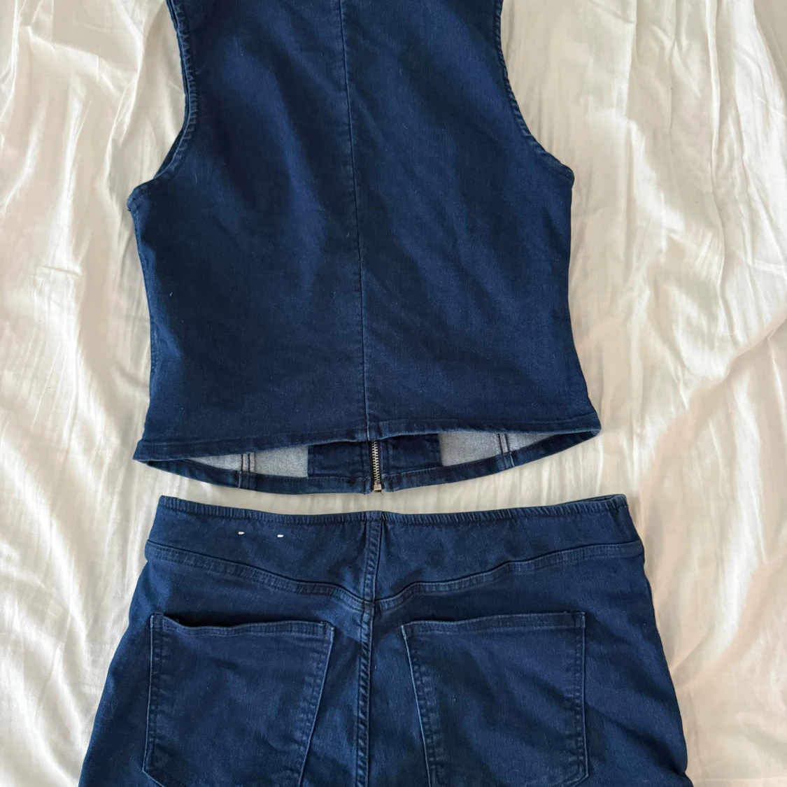 Mörkblå jeansshorts från Pull&Bear - 1