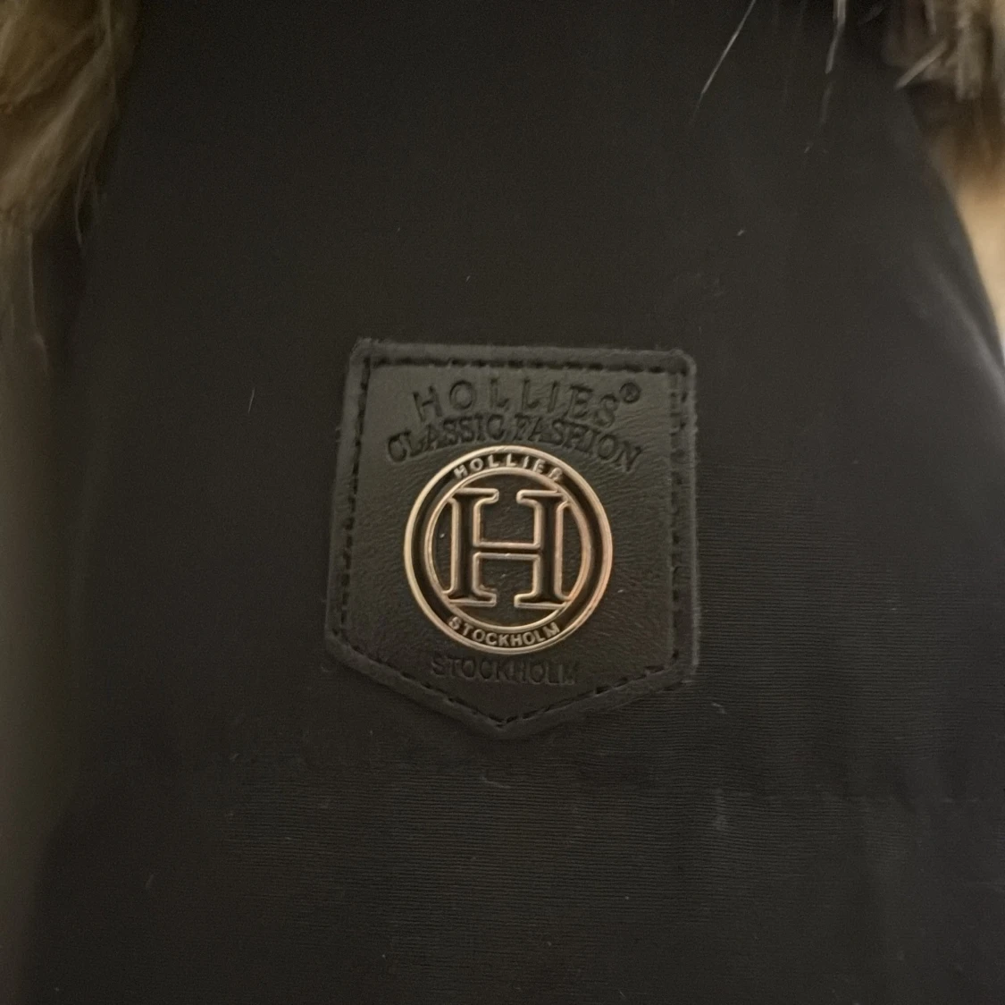 Svart vinterjacka från hollies ”subway” - 2