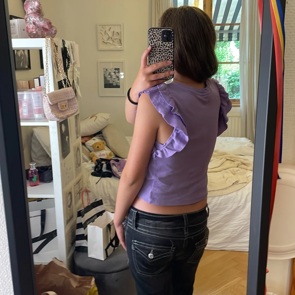 Ribbad lila volangtopp  - 1