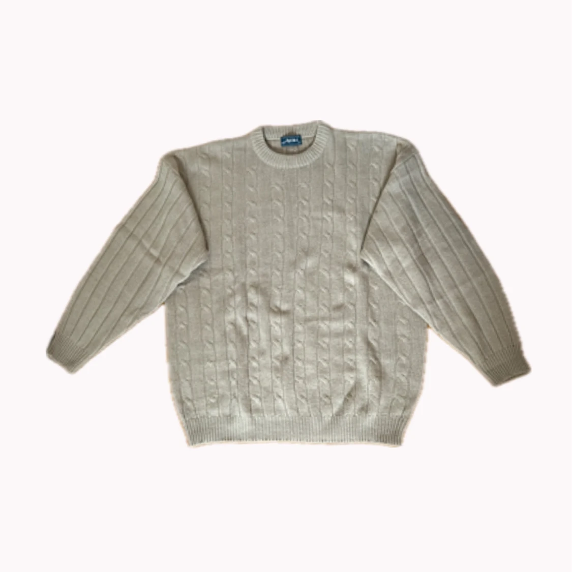 Beige kabelstickad tröja - 2