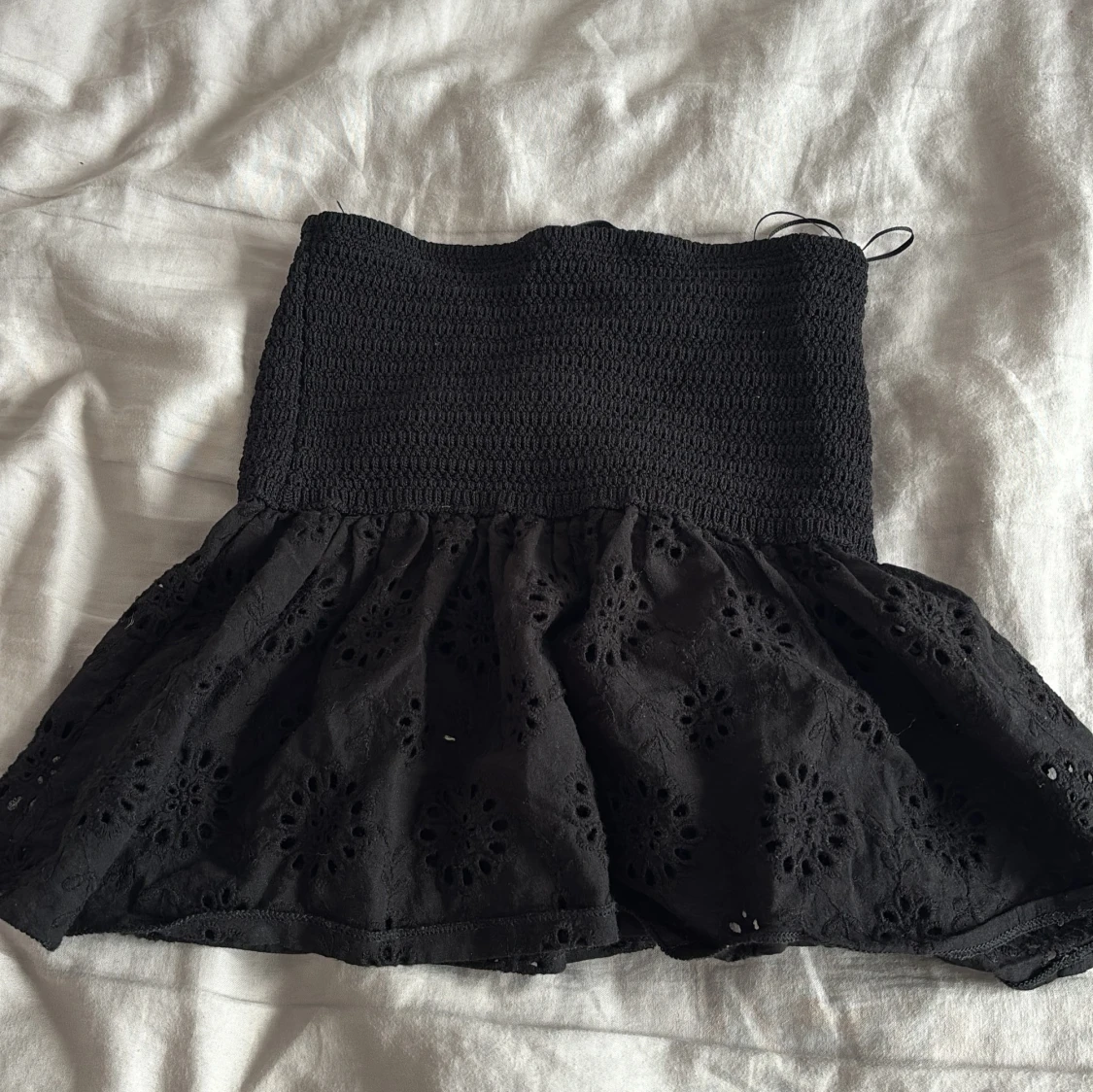 Svart broderad bandeau tubtopp ZARA - 1