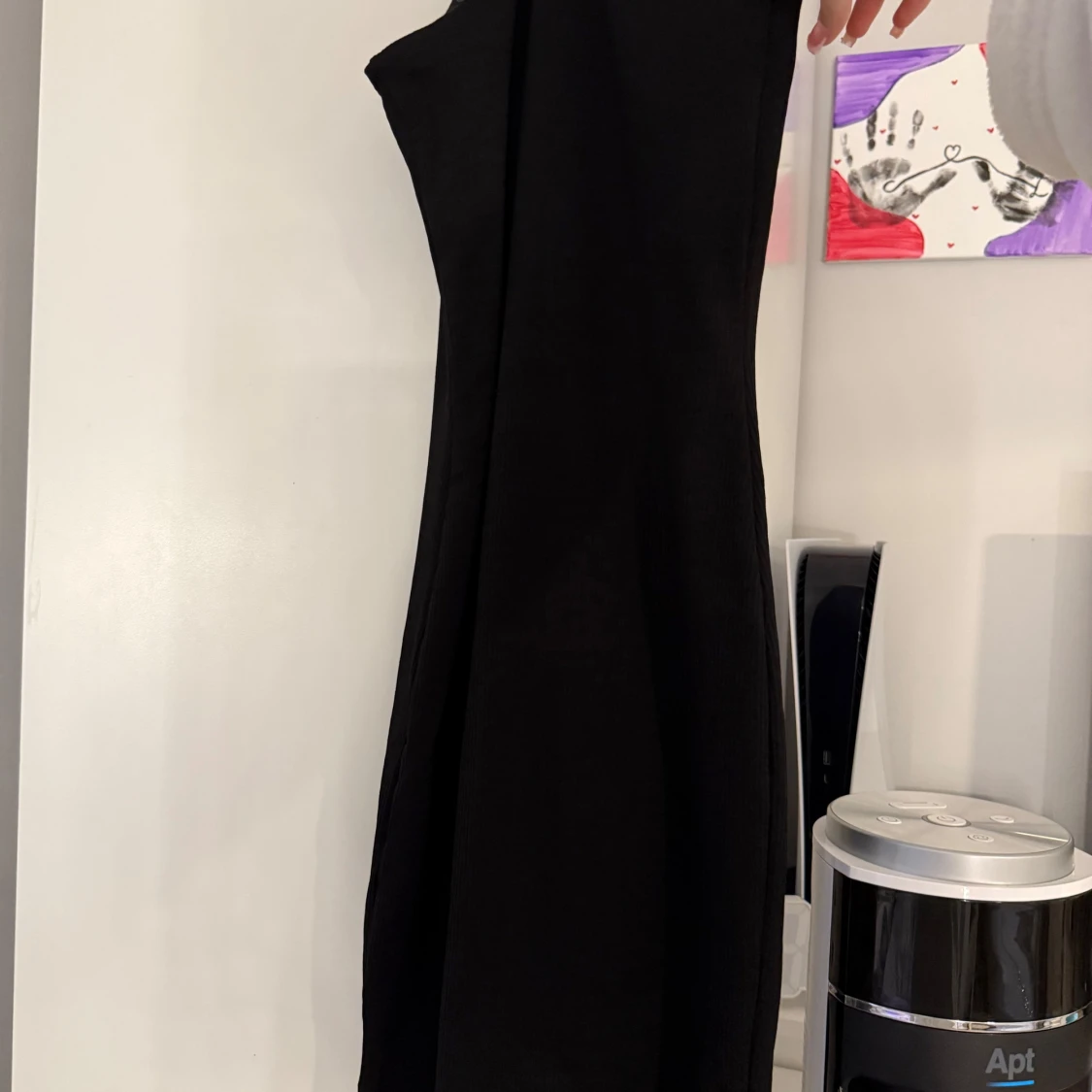 Svart långklänning med hög hals - 1