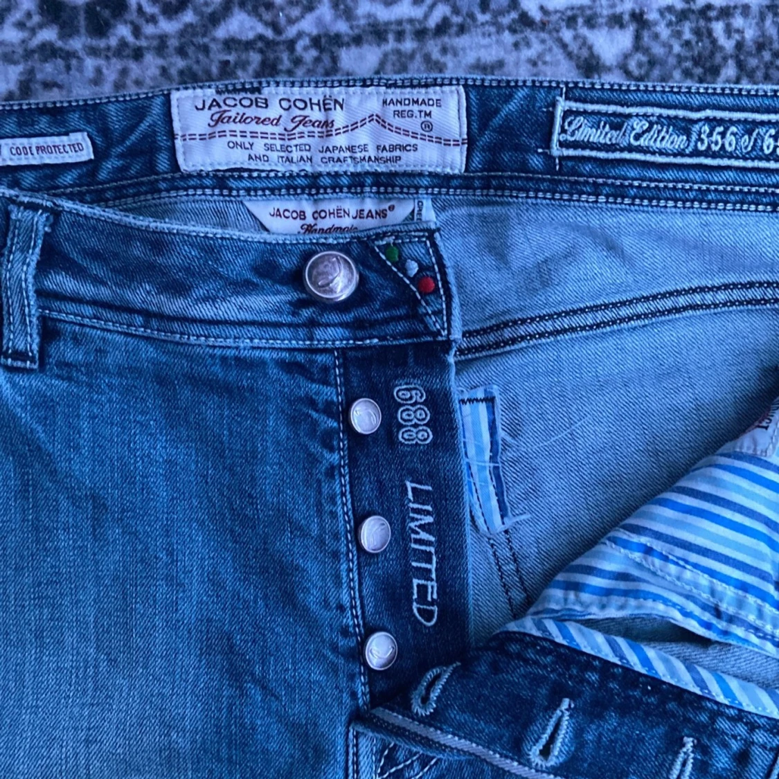 Blå jeans från Jacob Cohen 688 - 2