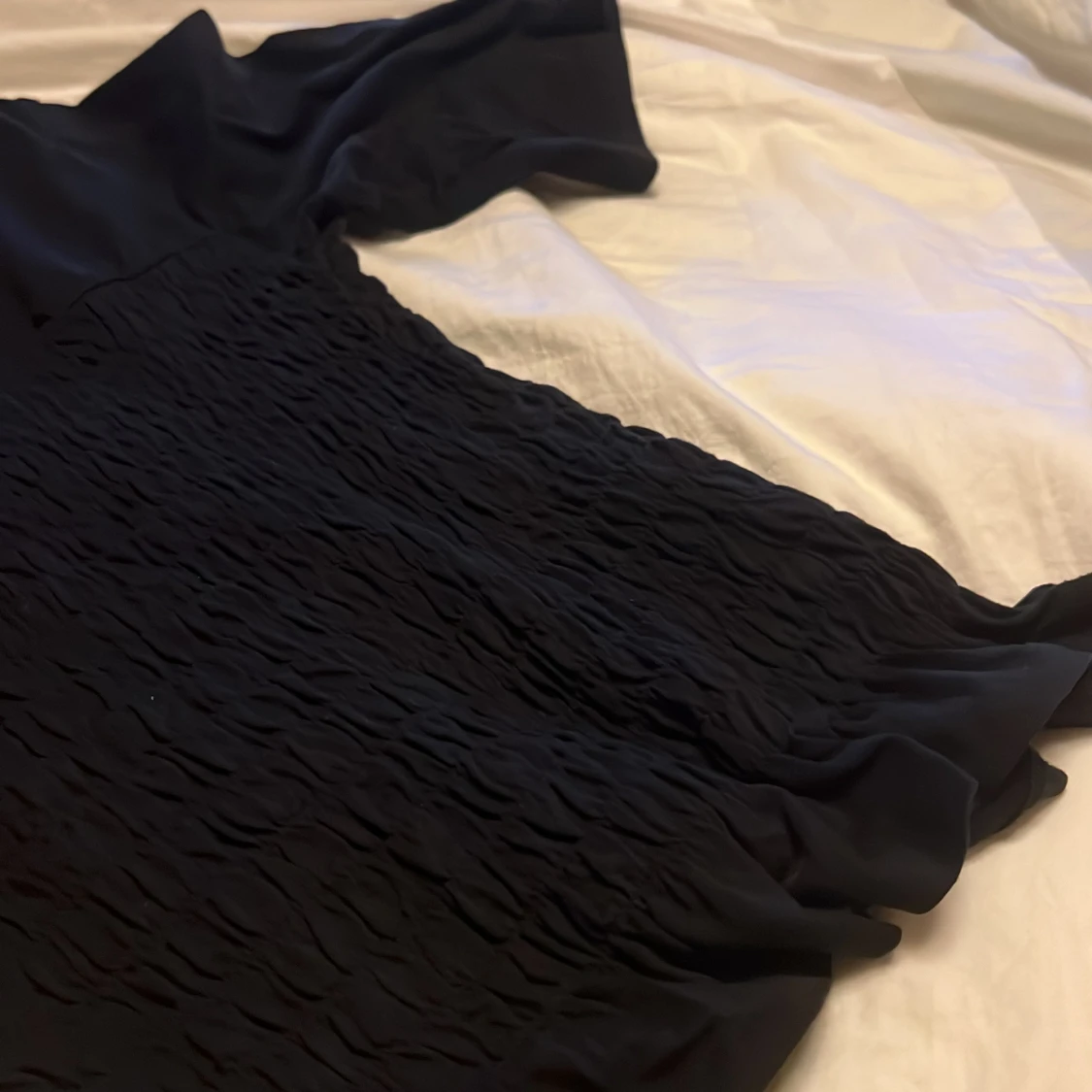 Svart smockad topp från H&M Divided XS - 3