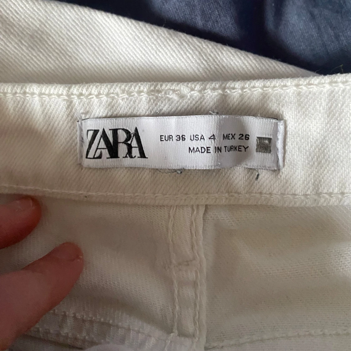 Vita byxor från Zara - 3