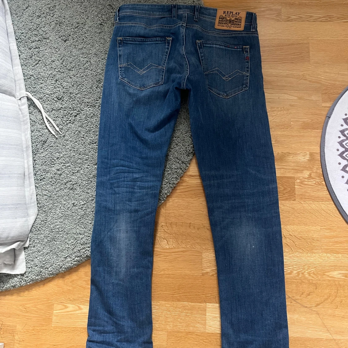 Blå jeans från Replay - 1