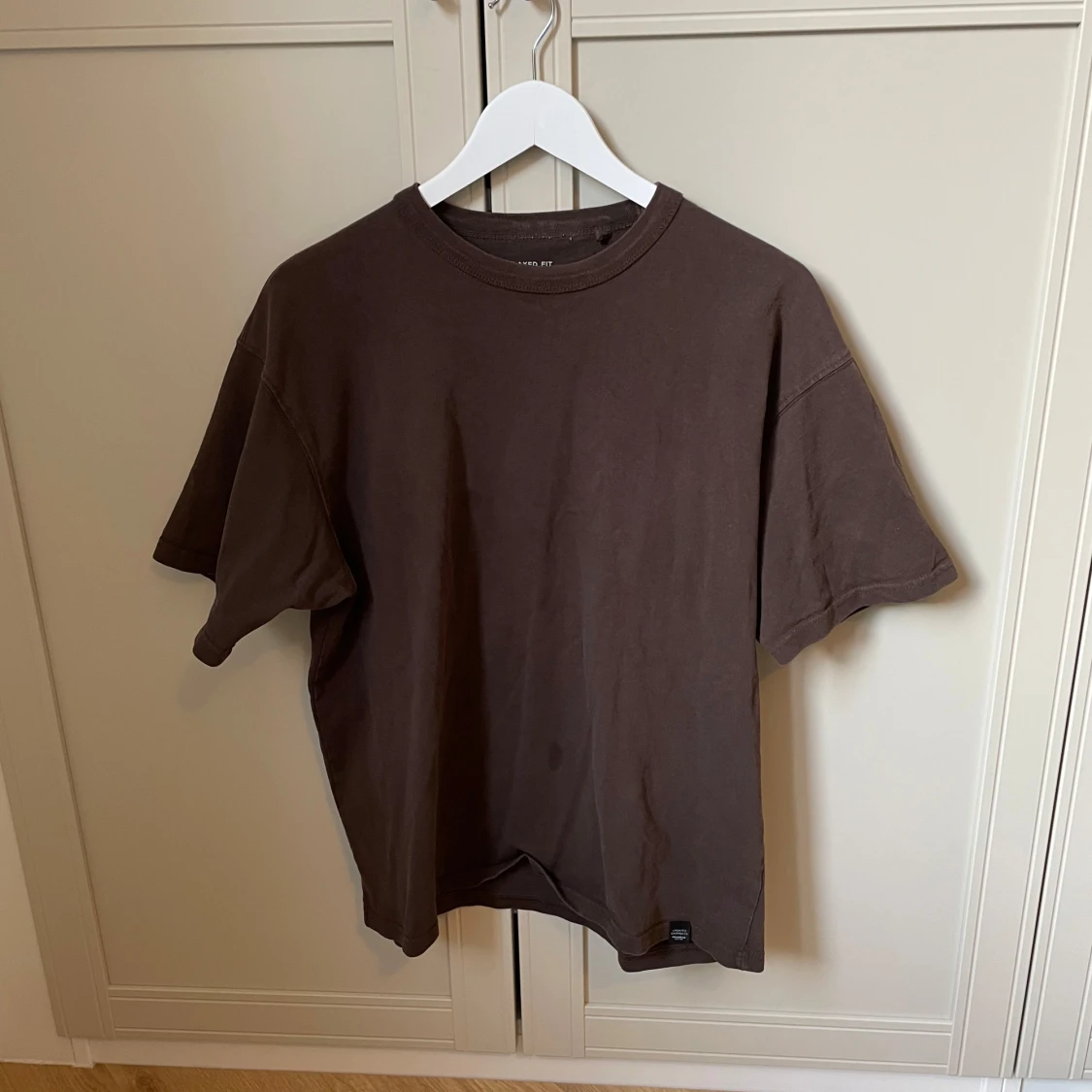 Brun t-shirt