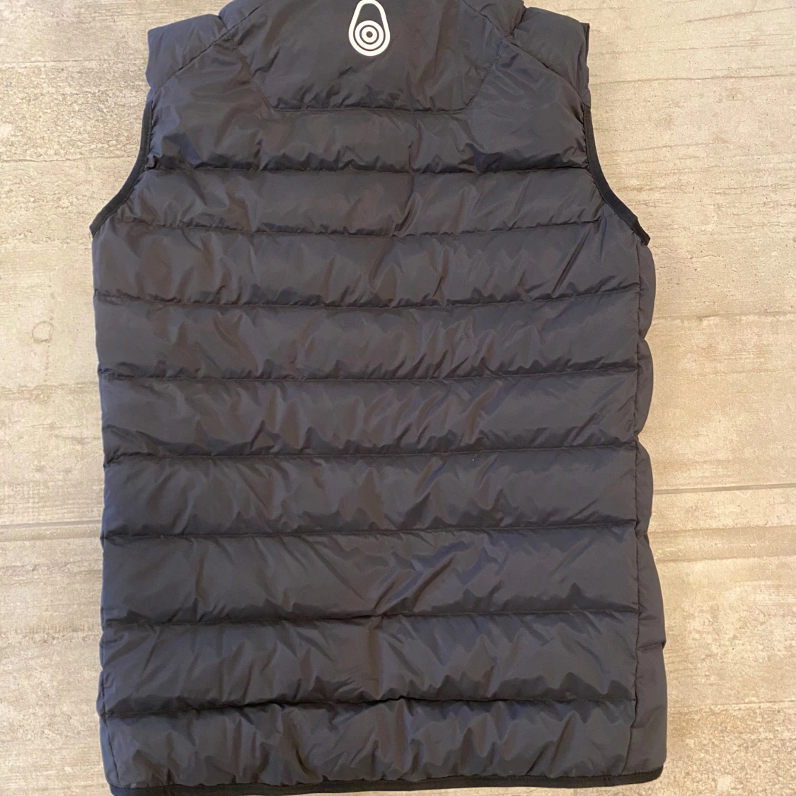 Svart dunväst från Sail Racing - 1