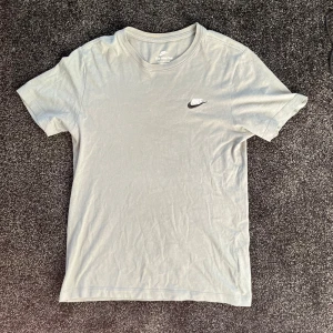 Nike t shirt  - Mike t shirt från jd som jag inte använder längre 