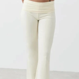 Yoga pants - Yoga pants från Gina som aldrig är använda endast testade❣️ storlek 158-164 men passar mig som har storlek S