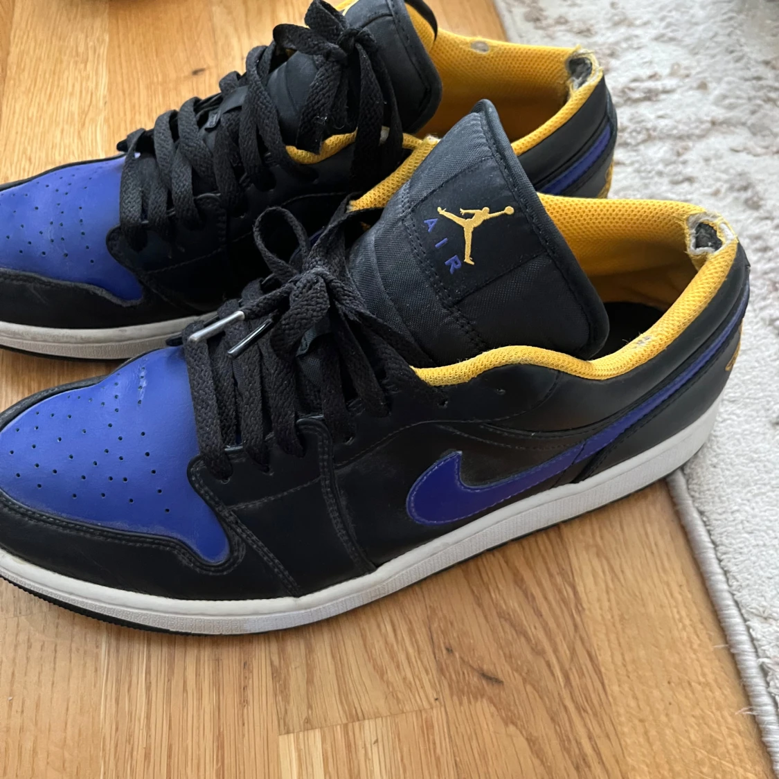 Nike Air Jordan 1 Low svart/blå/gul - 1