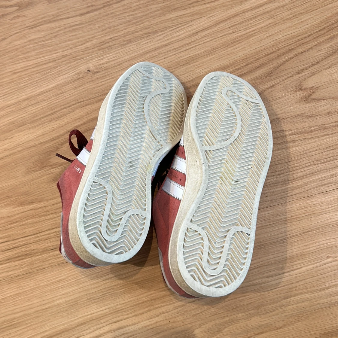 Adidas Campus sneakers rosa och vinröd mocka - 2