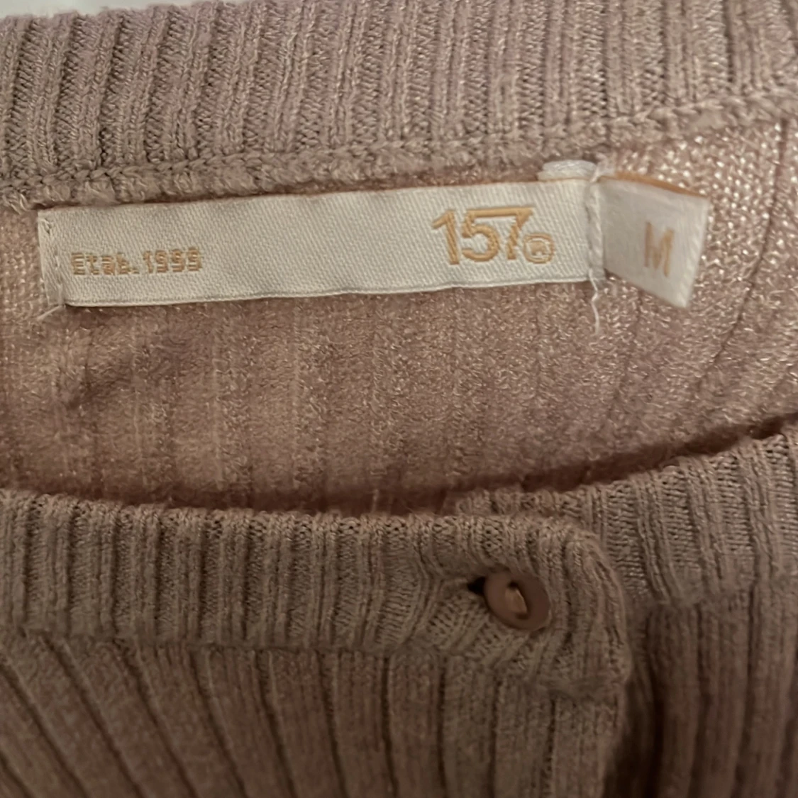 Beige ribbad kofta från 157 - 2