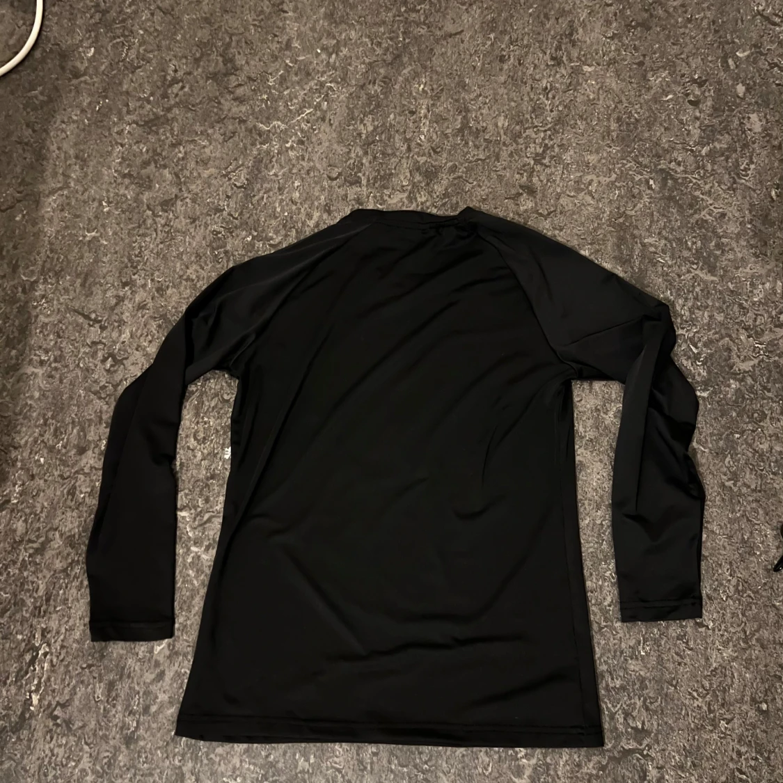 Svart långärmad träningströja från Gymshark - 3